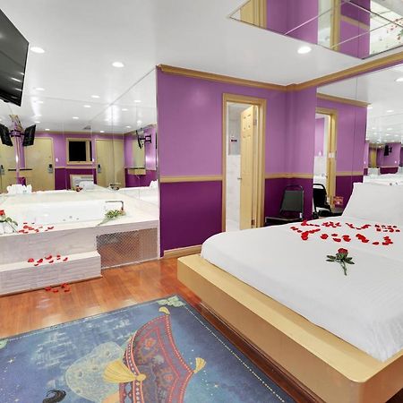 Hollywood Motel Farmingdale Eksteriør bilde
