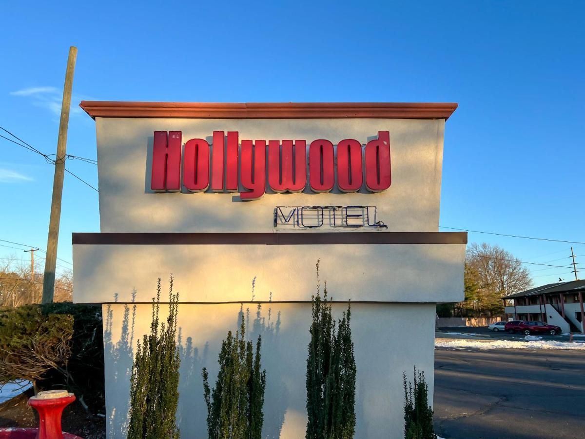 Hollywood Motel Farmingdale Eksteriør bilde