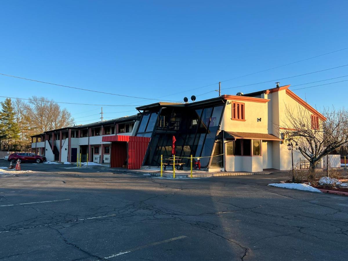 Hollywood Motel Farmingdale Eksteriør bilde