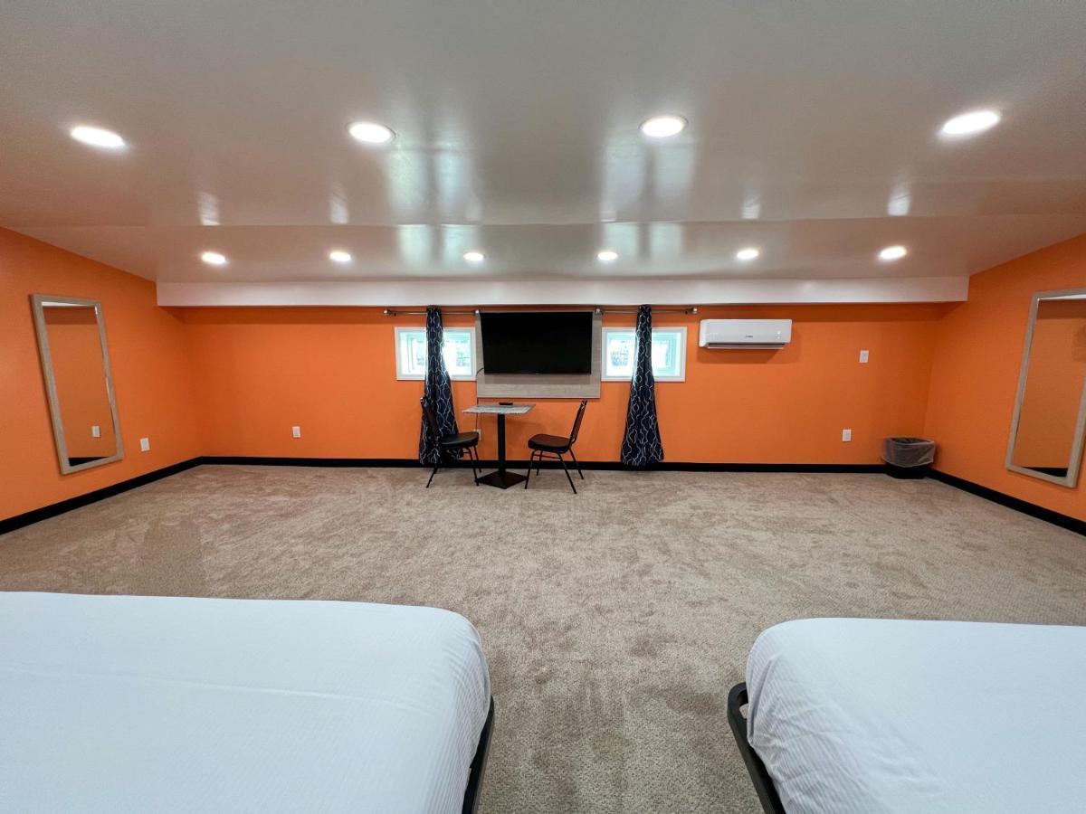 Hollywood Motel Farmingdale Eksteriør bilde