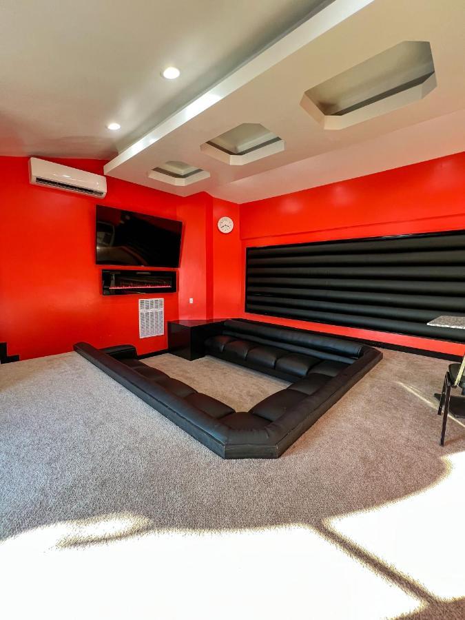 Hollywood Motel Farmingdale Eksteriør bilde