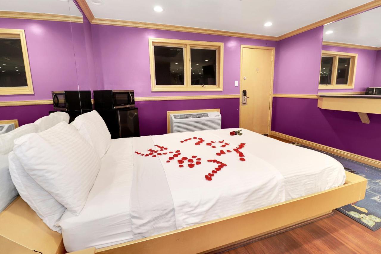 Hollywood Motel Farmingdale Eksteriør bilde